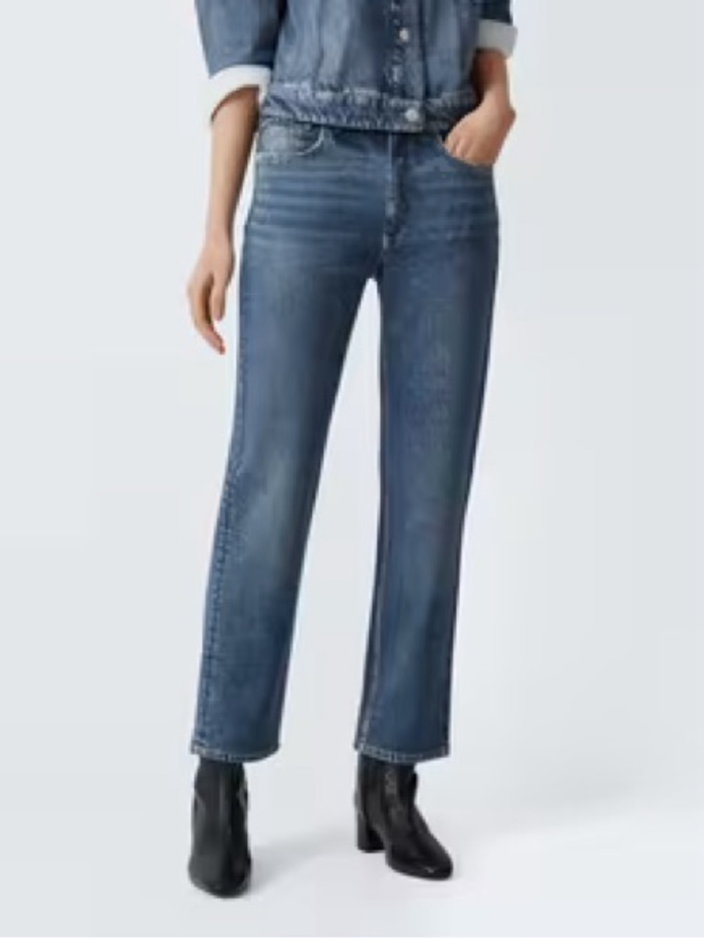 rag & bone Medium Blue Straight Leg Jeans. 25